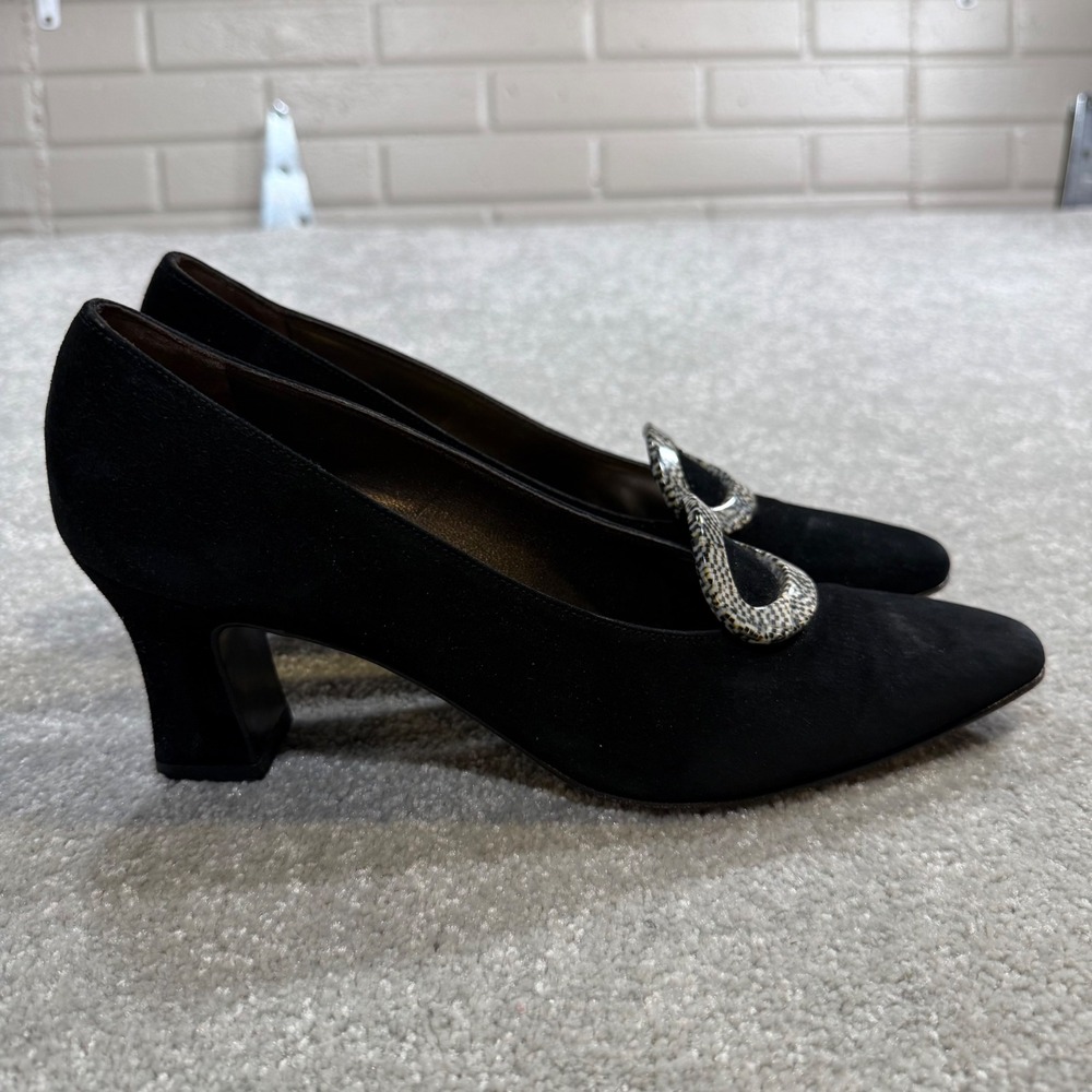 Vintage Salvatore Ferragamo Pilgrim Black Suede Block Heel Pump Buckle 8AA Italy - Picture 5 of 16